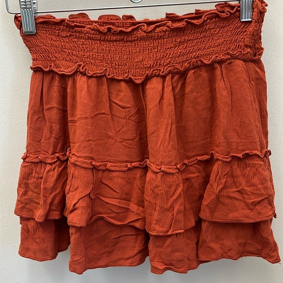 Alya's Armoire Mini Skirt Size Medium - Picture 3 of 10